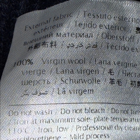 Valentino Red 100% Virgin Wool Rib Knit Mock Neck Sweater SZ Large - Picture 11 of 11